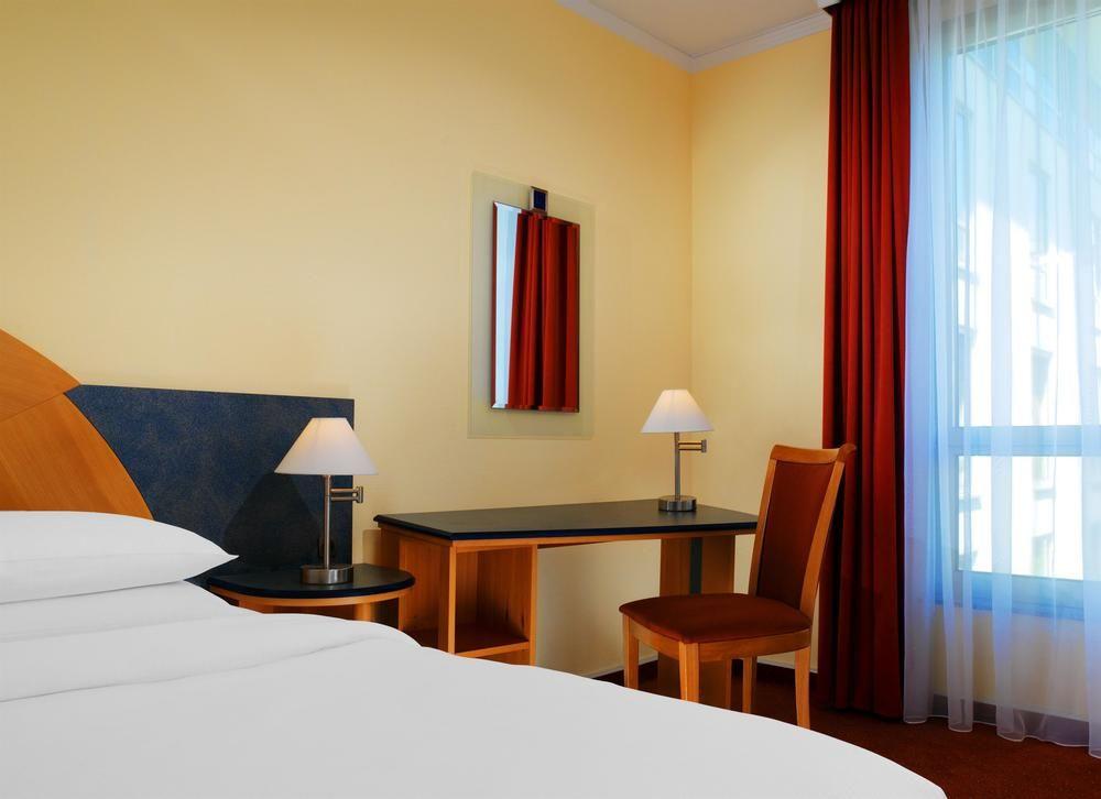 Sheraton Offenbach Hotel מראה חיצוני תמונה